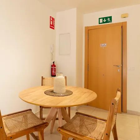 Apartment Claret I By Ele Malaga